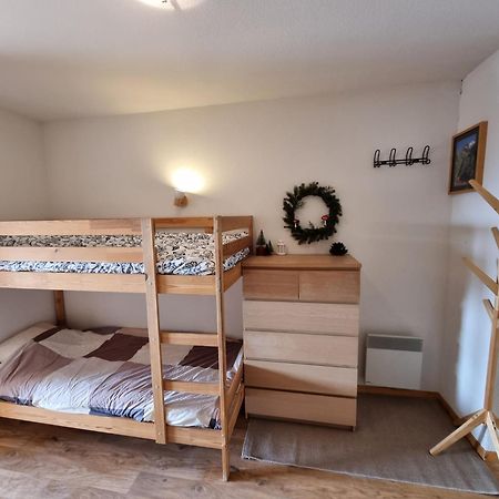 Appartement 4 Personnes 32M2 Au Pied Des Pistes- Wifi- Balcon Sud- Chamrousse 1650 Экстерьер фото